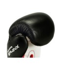 Rękawice bokserskie marki Sphinx model BlackStorm Skull - czarne