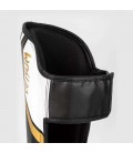 Ochraniacze nóg Venum model Contender 2.0 Black/white/gold