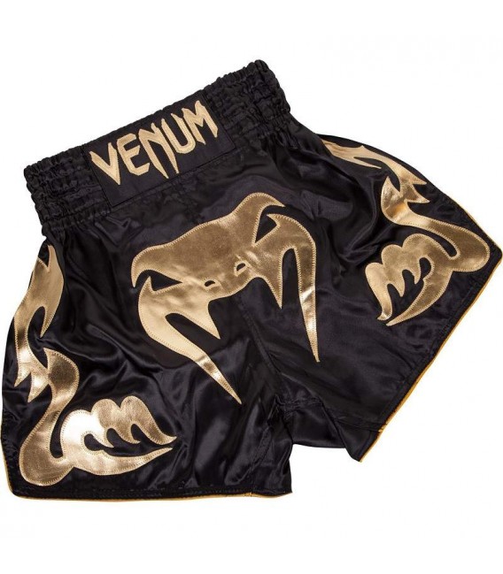 Spodenki Venum Muay Thai model "Bangkok Inferno" czarno złoty