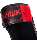 Ochraniacze na piszczele i stopy Venum model "Predator"- black/red